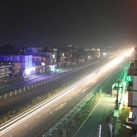 Asian Hotel Butwal Extérieur photo